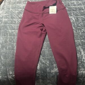 Fabletics Womens Burgundy Leggings